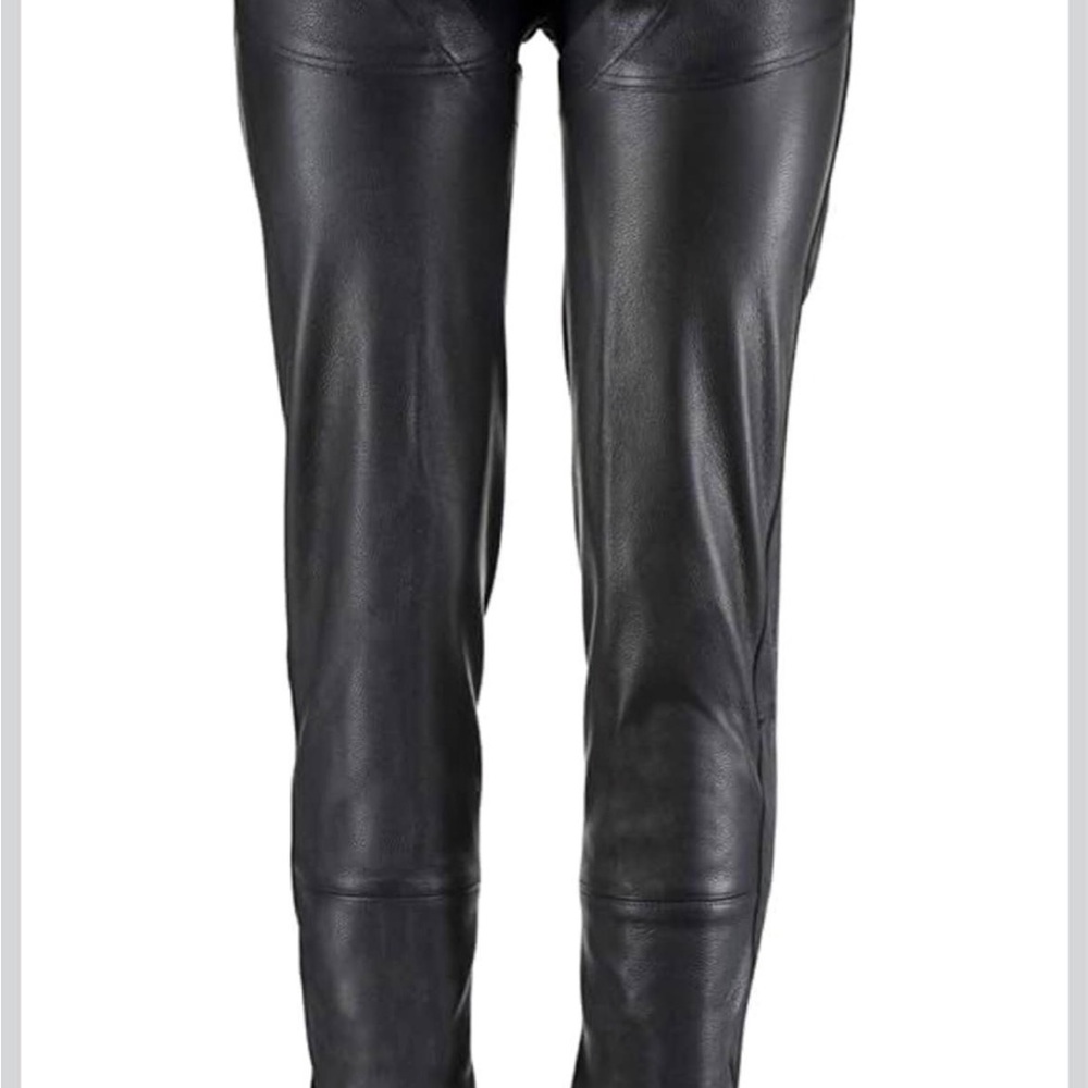 Women’s equestrian smooth leather chaps